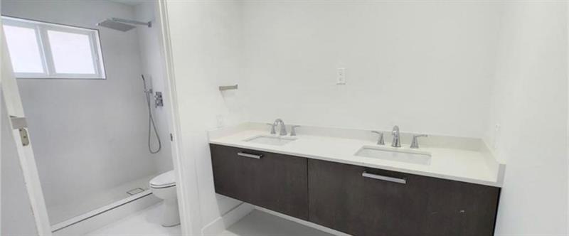 Image 3 of 10 For 5414 44th Ter