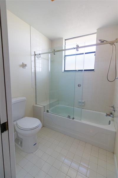 Image 5 of 34 For 8197 Royal Palm Ct