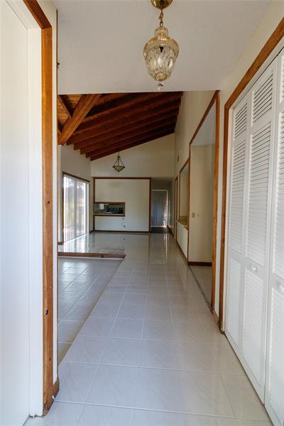 Image 7 of 34 For 8197 Royal Palm Ct