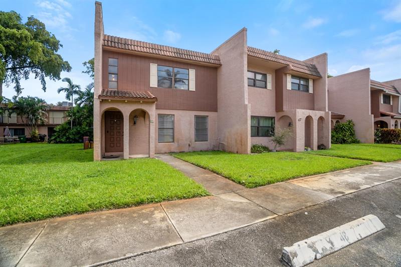 Details for 48 Madrid Ln  1-16, Davie, FL 33324