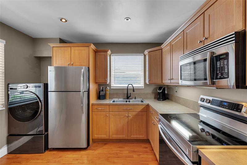 Image 6 of 26 For 1276 113th Ter  203