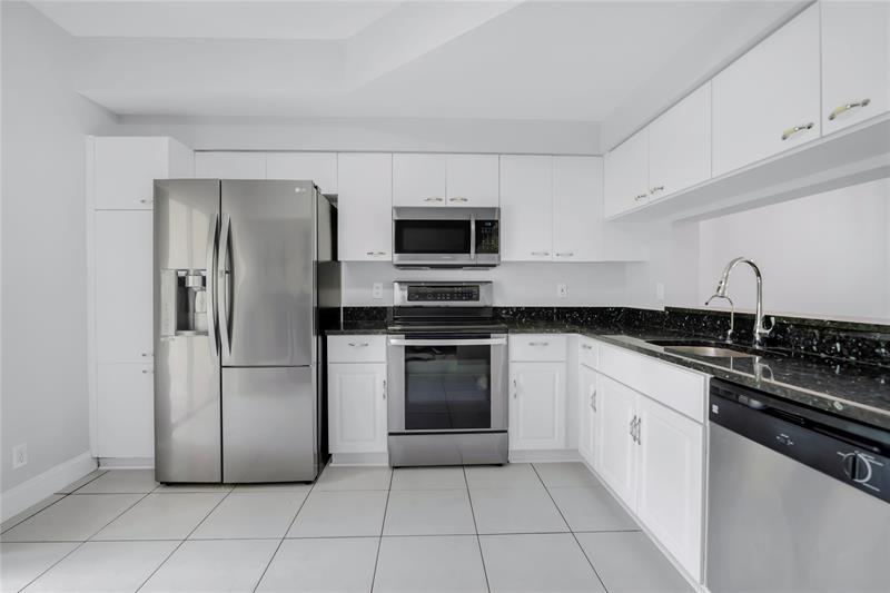 Image 12 of 35 For 9968 57th Manor  129