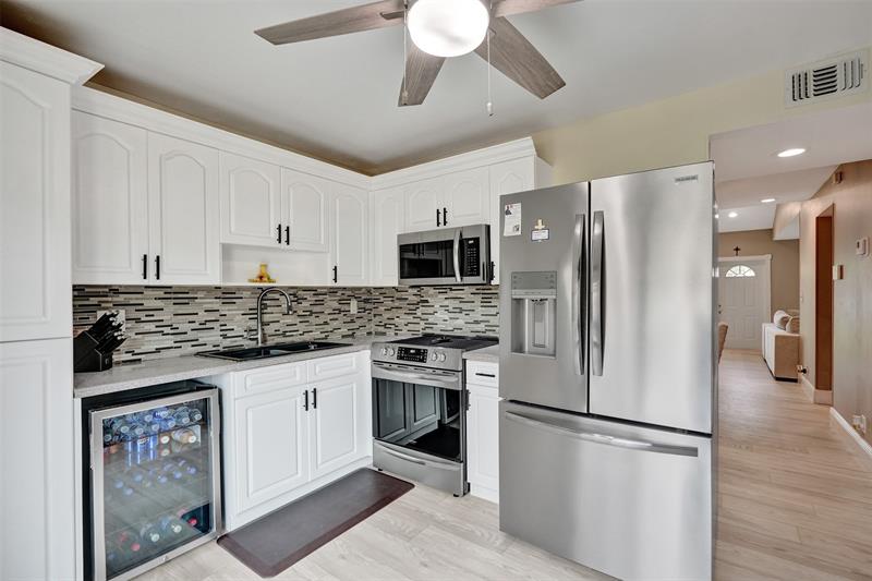 Details for 11103 37th St, Sunrise, FL 33351