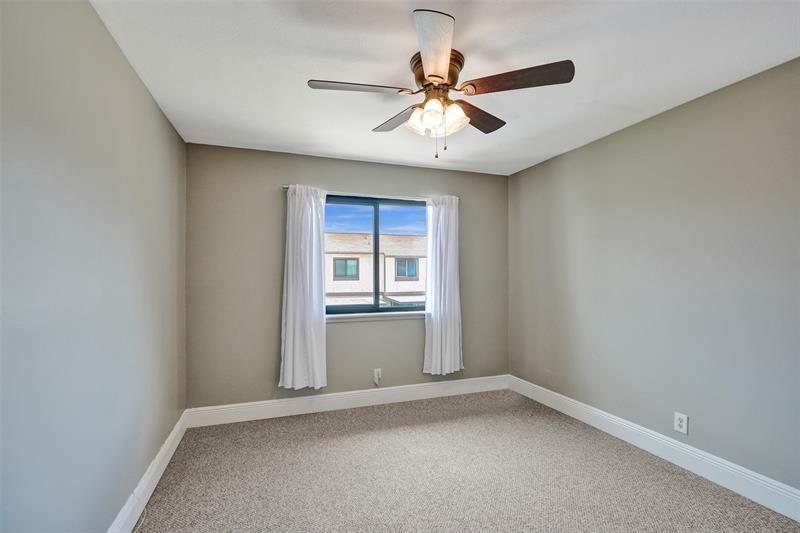 Image 41 of 77 For 11103 37th St
