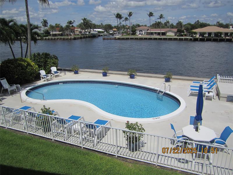 Image 15 of 31 For 743 Riverside Dr  4b