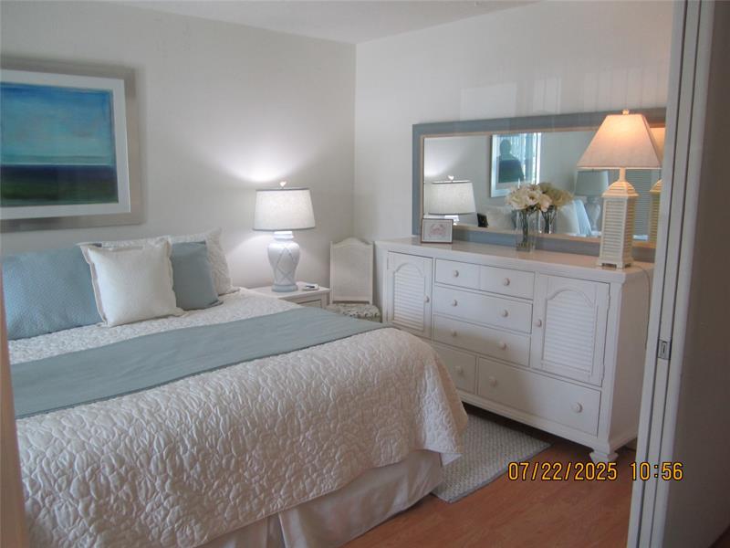 Image 22 of 31 For 743 Riverside Dr  4b