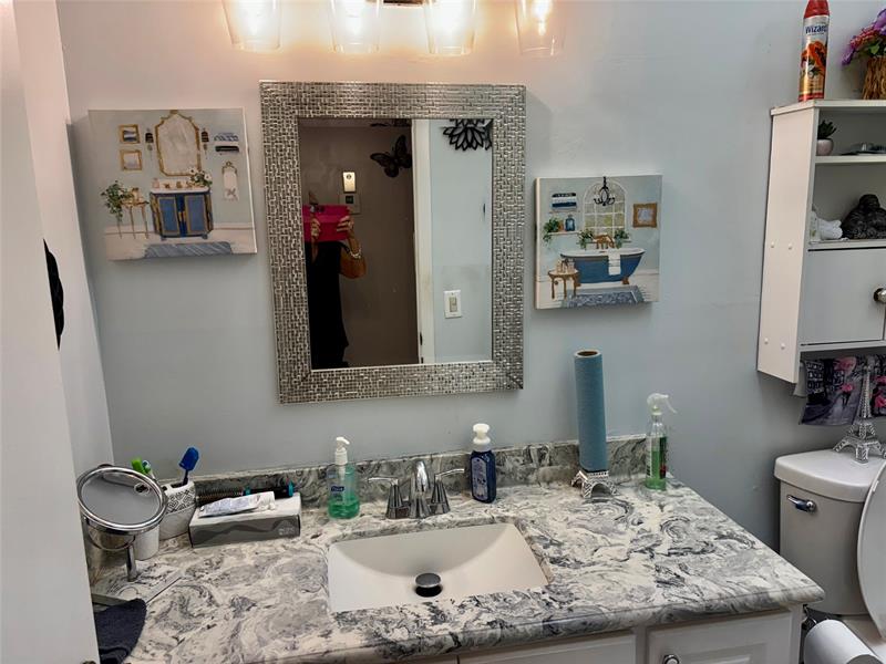 Image 5 of 14 For 9754 Belfort Cir 9754