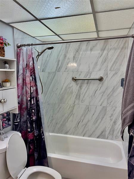 Image 6 of 14 For 9754 Belfort Cir 9754