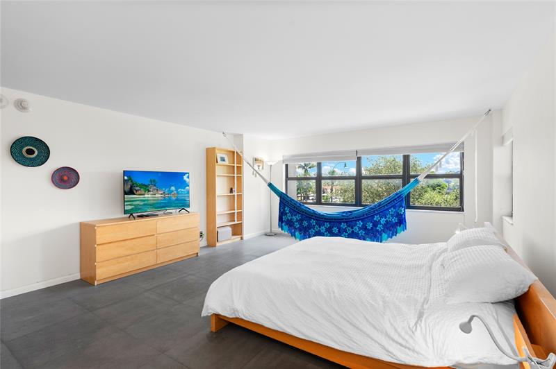 Image 19 of 65 For 4900 Ocean Blvd  416