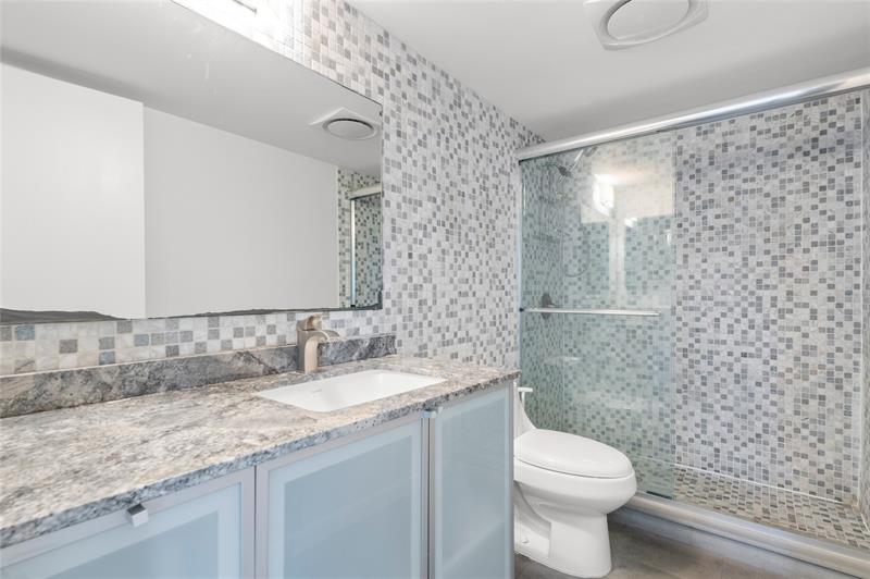 Image 28 of 65 For 4900 Ocean Blvd  416