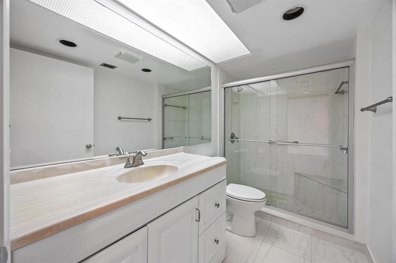 Image 9 of 29 For 701 128th Ave  302f