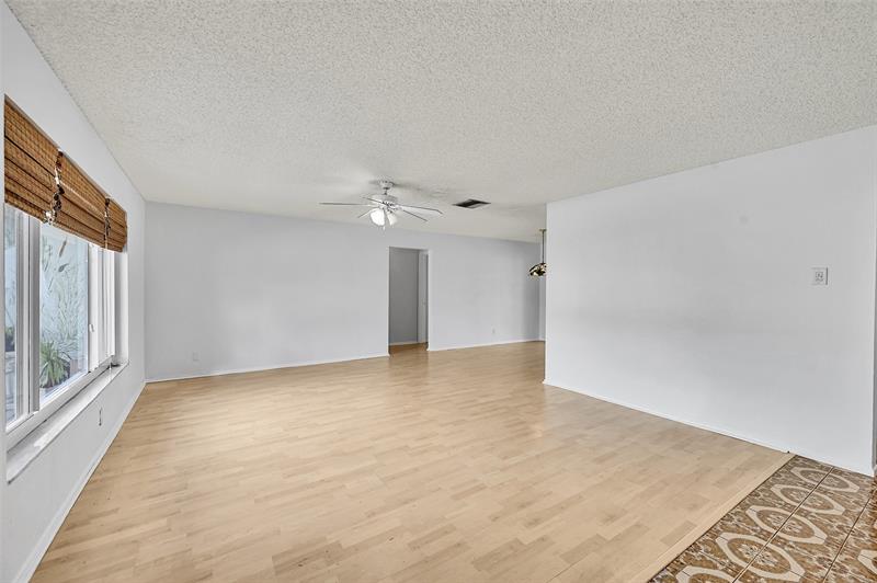 Image 12 of 43 For 4706 43rd Ter