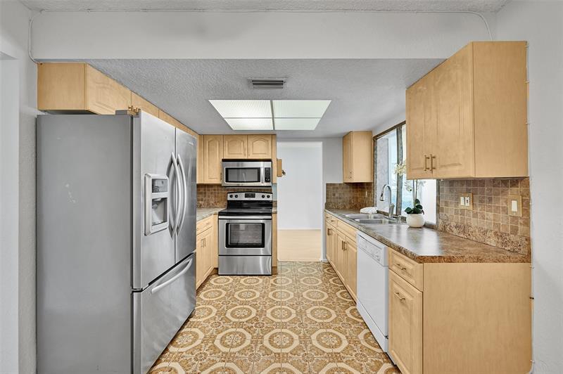 Image 19 of 43 For 4706 43rd Ter