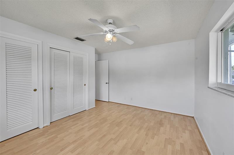 Image 27 of 43 For 4706 43rd Ter