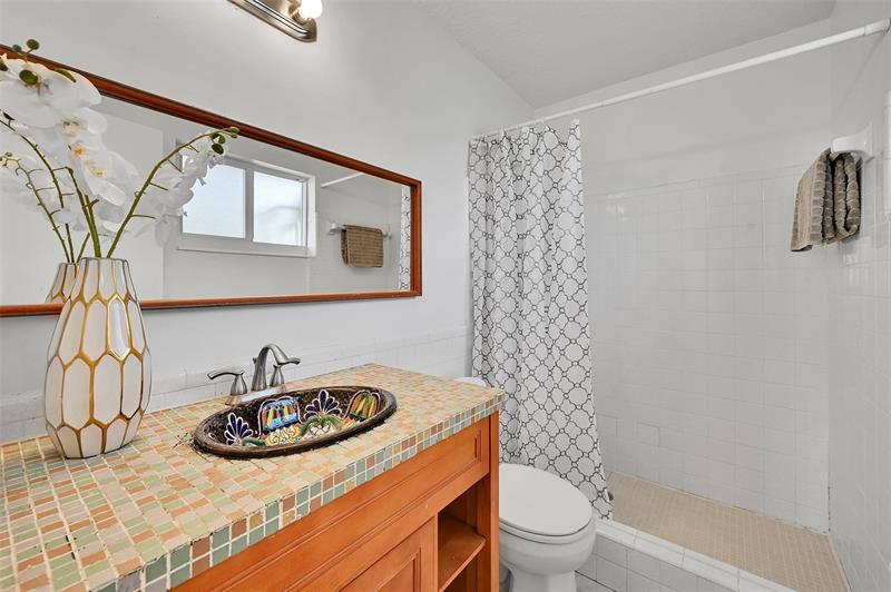 Image 33 of 43 For 4706 43rd Ter