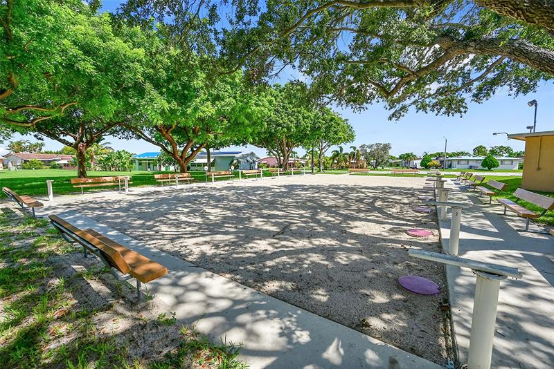 Image 42 of 43 For 4706 43rd Ter