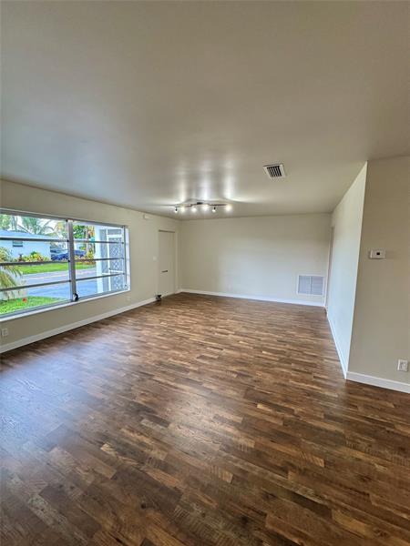 Image 8 of 23 For 6875 15th St