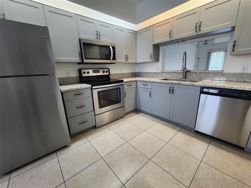 Image 6 of 14 For 1650 124th Terr  209-d