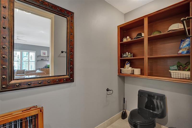 Image 13 of 61 For 2617 14th Ave  101