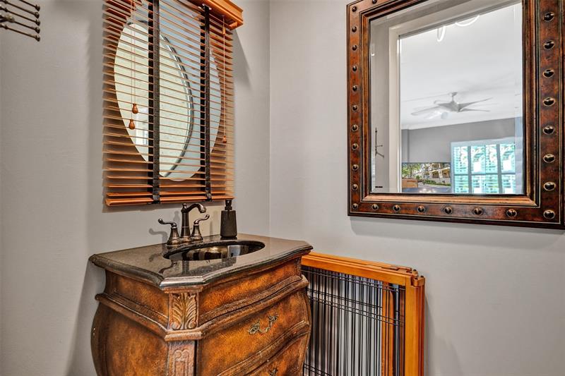 Image 14 of 61 For 2617 14th Ave  101