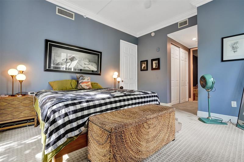 Image 17 of 61 For 2617 14th Ave  101