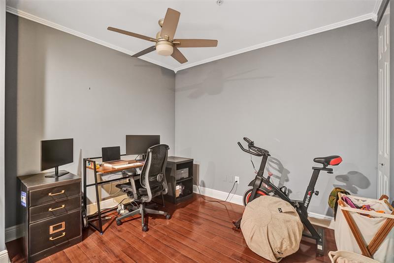 Image 29 of 61 For 2617 14th Ave  101