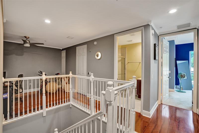 Image 30 of 61 For 2617 14th Ave  101