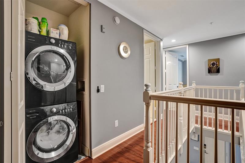 Image 31 of 61 For 2617 14th Ave  101