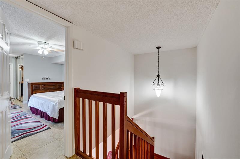 Image 28 of 50 For 11884 12th Pl  11884