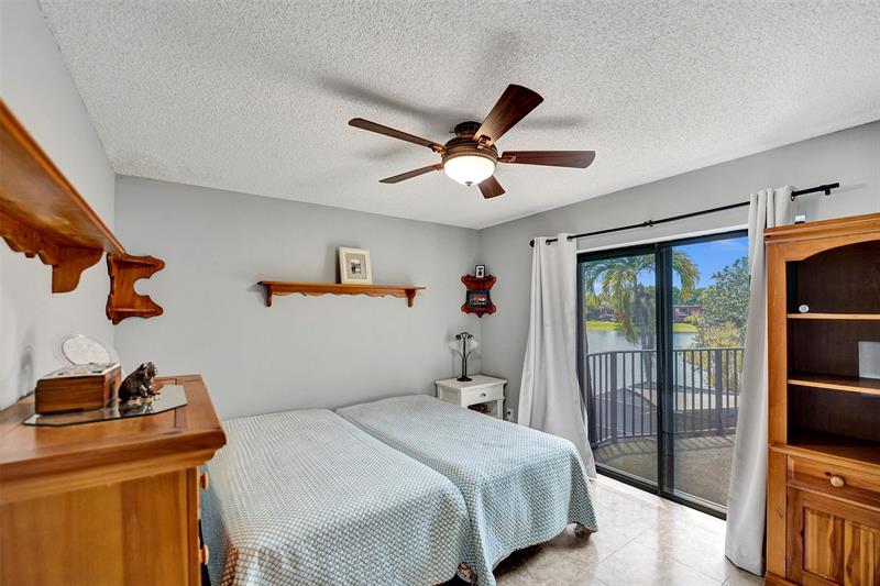 Image 31 of 50 For 11884 12th Pl  11884
