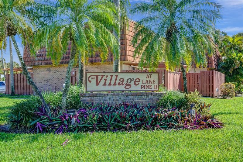 Image 46 of 50 For 11884 12th Pl  11884