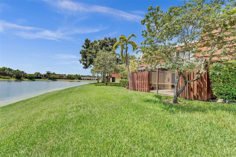 Image 7 of 50 For 11884 12th Pl  11884