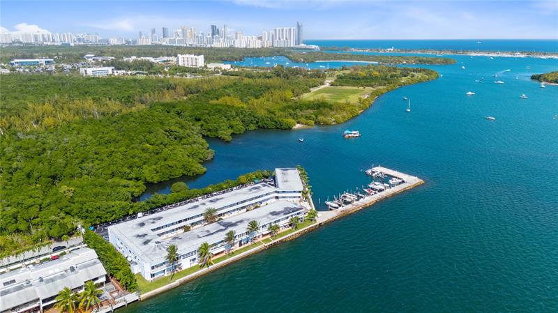 Image 25 of 34 For 2700 135 Street  34