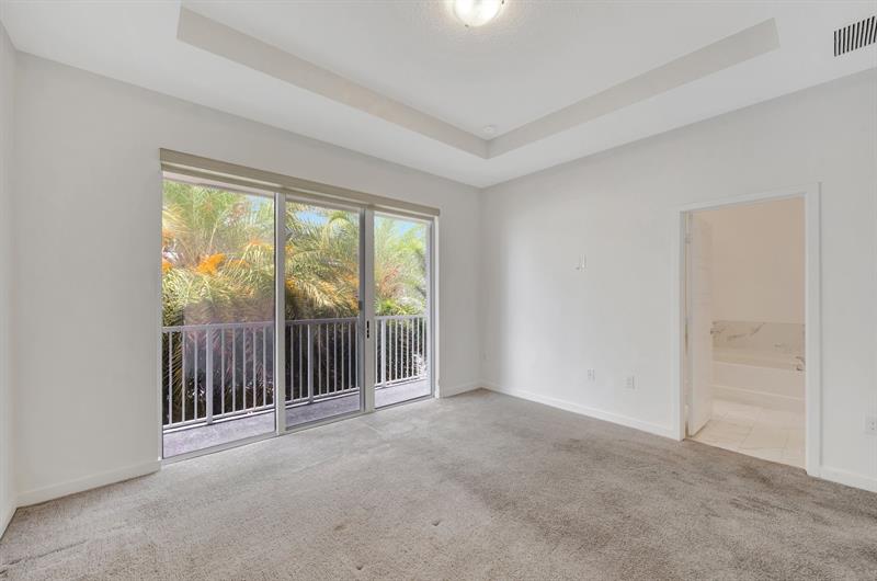 Image 26 of 49 For 17624 149th Pl