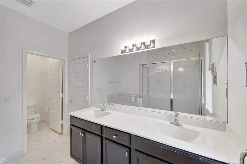 Image 31 of 49 For 17624 149th Pl