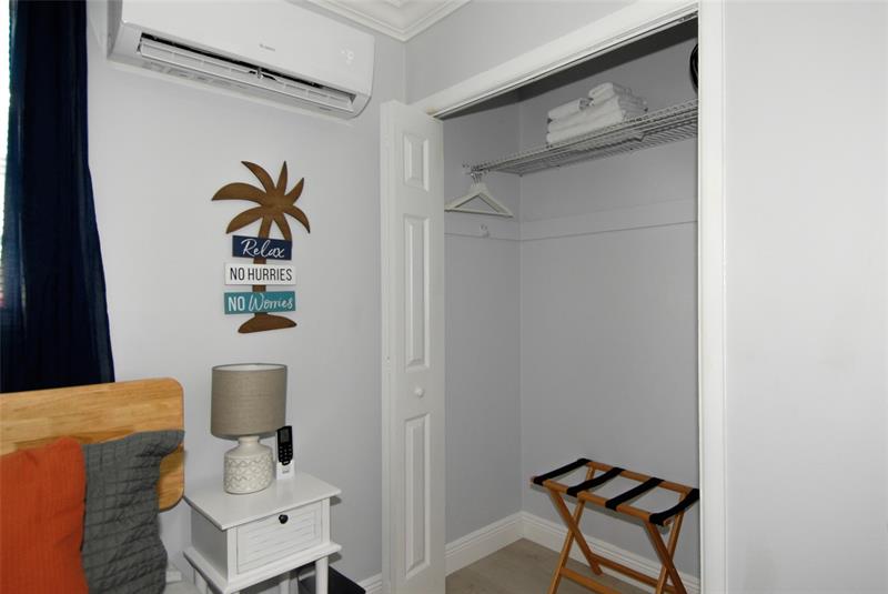 Image 18 of 33 For 21 57th Ct  