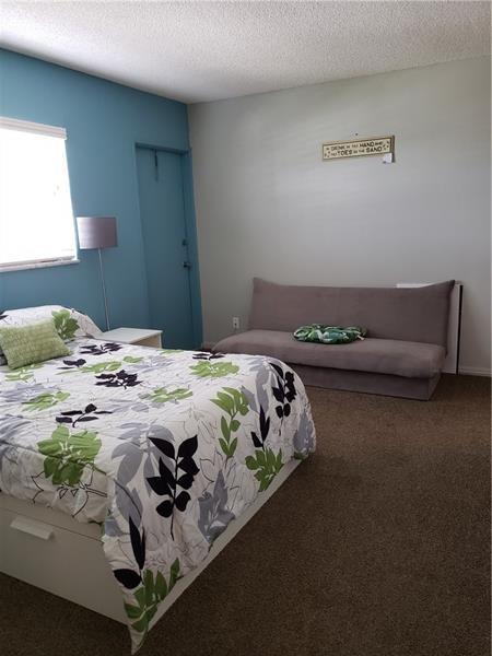 Image 10 of 18 For 1630 Ocean Blvd  415