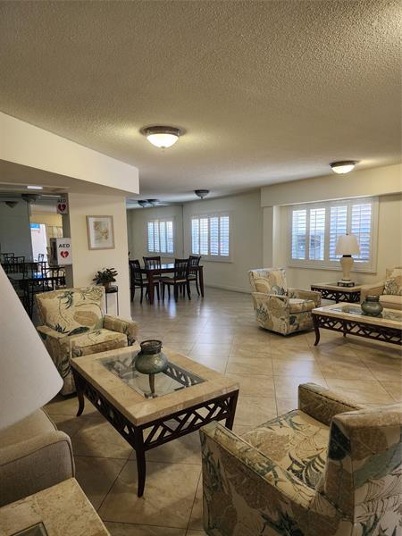 Image 15 of 18 For 1630 Ocean Blvd  415