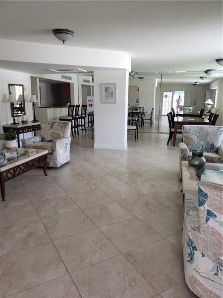 Image 7 of 18 For 1630 Ocean Blvd  415