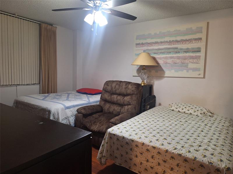 Image 8 of 11 For 2601 48th Ter  345