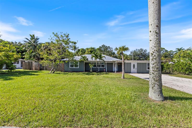 Details for 333 Manor Dr, Stuart, FL 34994