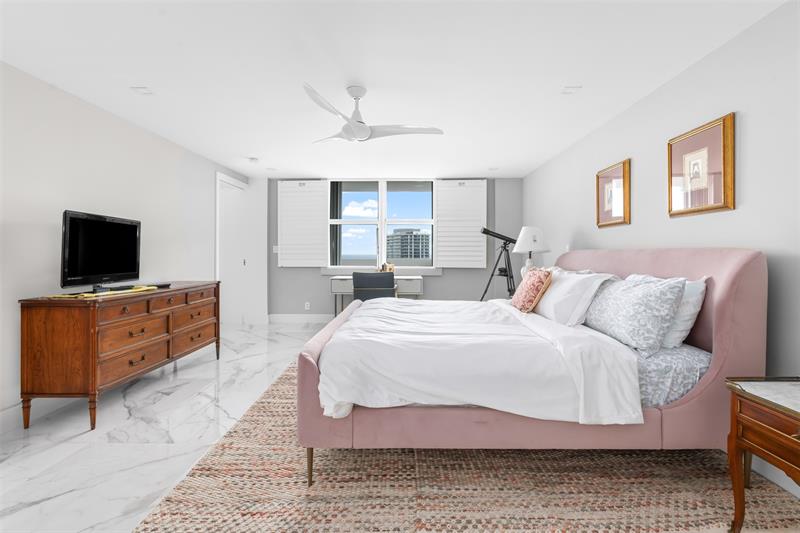 Image 10 of 34 For 777 Bayshore Dr  1704