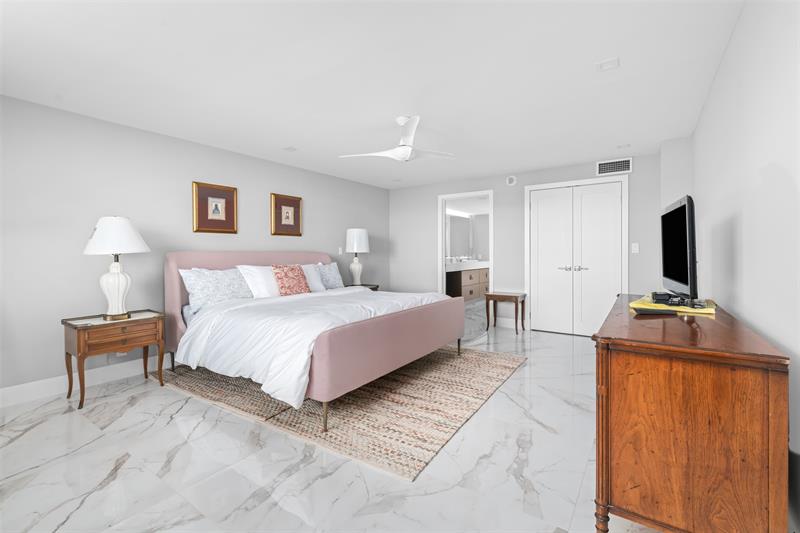 Image 32 of 34 For 777 Bayshore Dr  1704