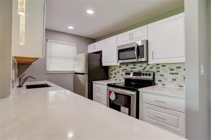 Details for 185 High Point Blvd, Boynton Beach, FL 33435