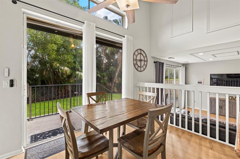 Image 11 of 39 For 6570 Waverly Lane