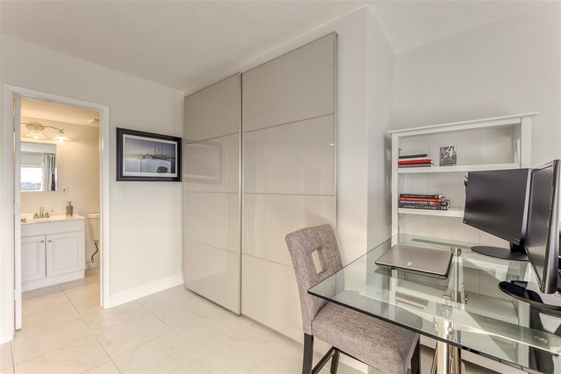 Image 15 of 42 For 2900 30th St  7d