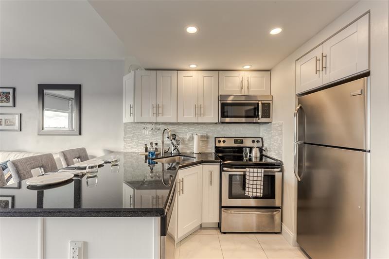 Image 19 of 42 For 2900 30th St  7d