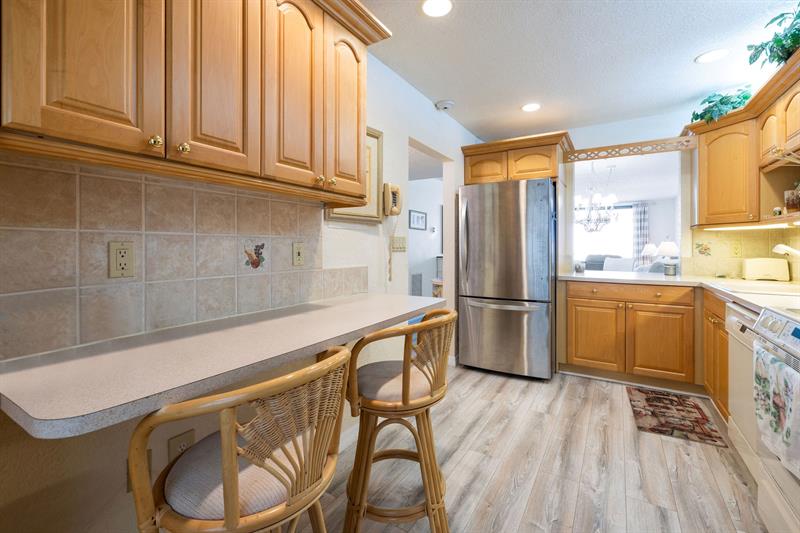 Image 18 of 32 For 3100 48th St  609