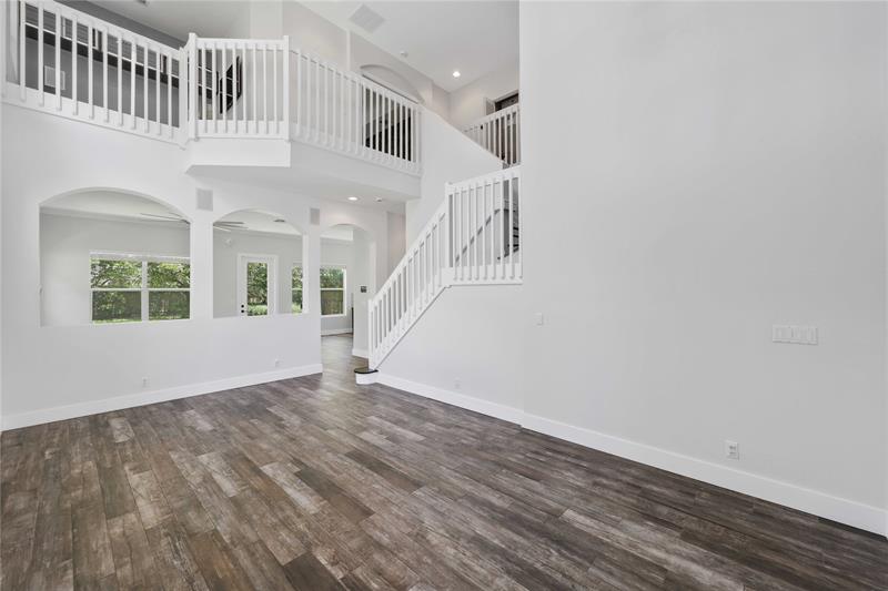 Image 6 of 44 For 4010 Key Lime Blvd