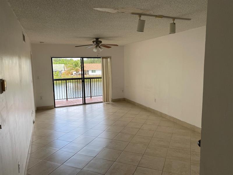 Image 17 of 23 For 9971 Nob Hill Lane  9971